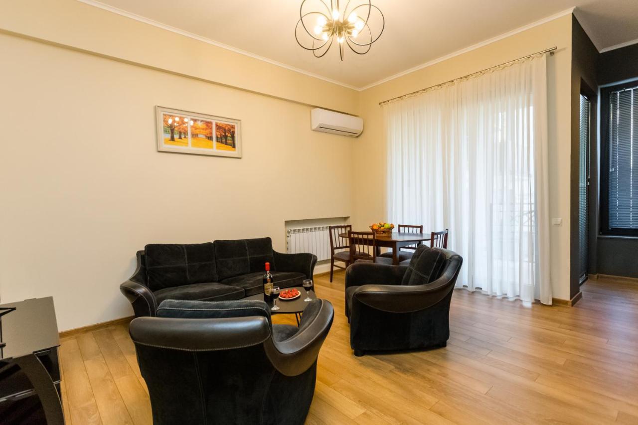 New!-Downtown Apartment Ll Tbilisi Exterior photo