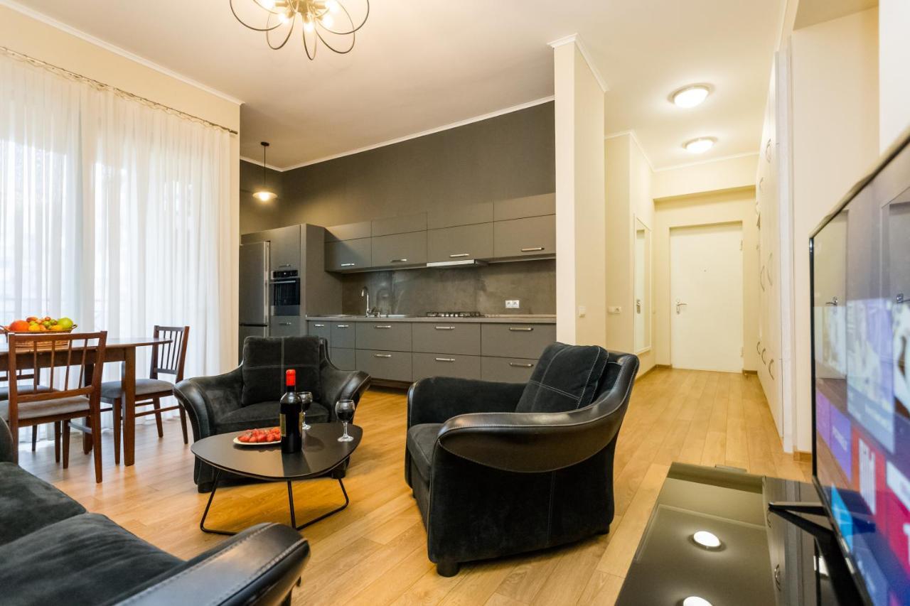 New!-Downtown Apartment Ll Tbilisi Exterior photo